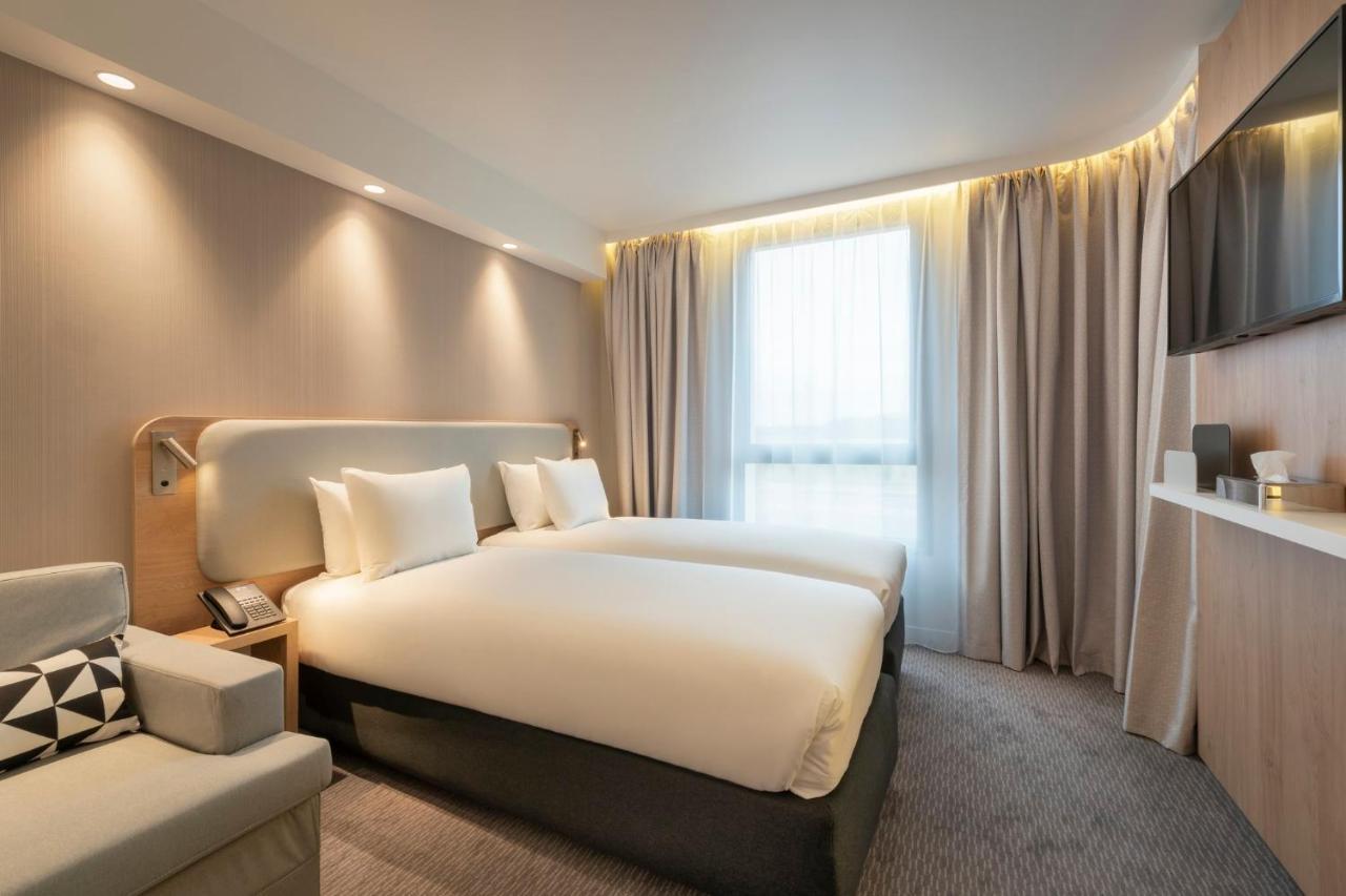 Holiday Inn Express - Marne-La-Vallee Val D'Europe By Ihg Bailly-Romainvilliers Dış mekan fotoğraf